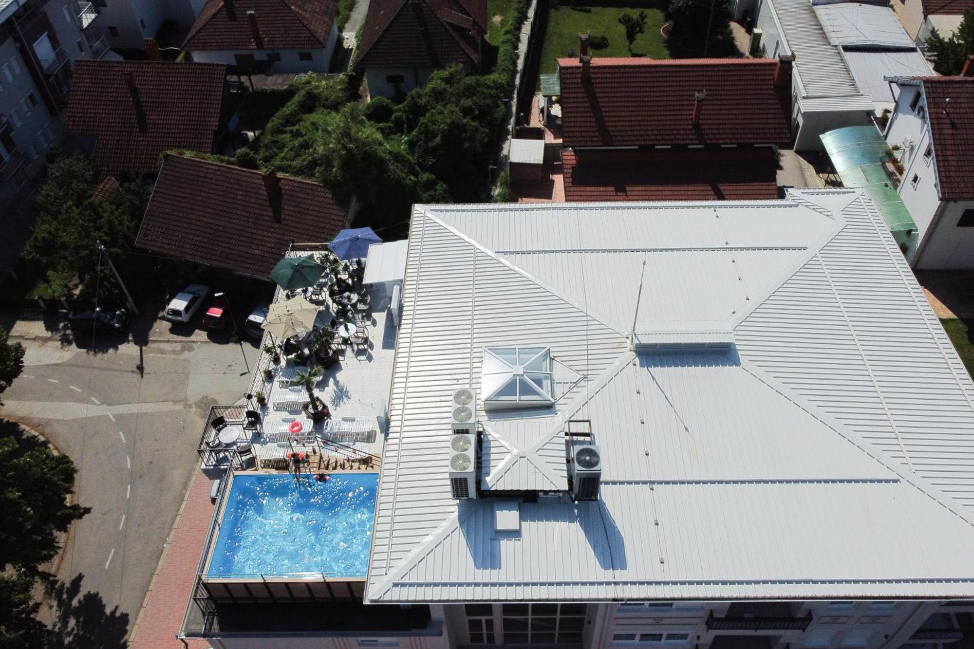 Smestaj Tea Sa Dva Bazena Vrnjacka Banja Exterior photo